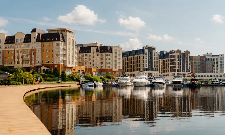 Апарт-отель «Radisson Residences Zavidovo» меняет имя на «Бревис от Васта»